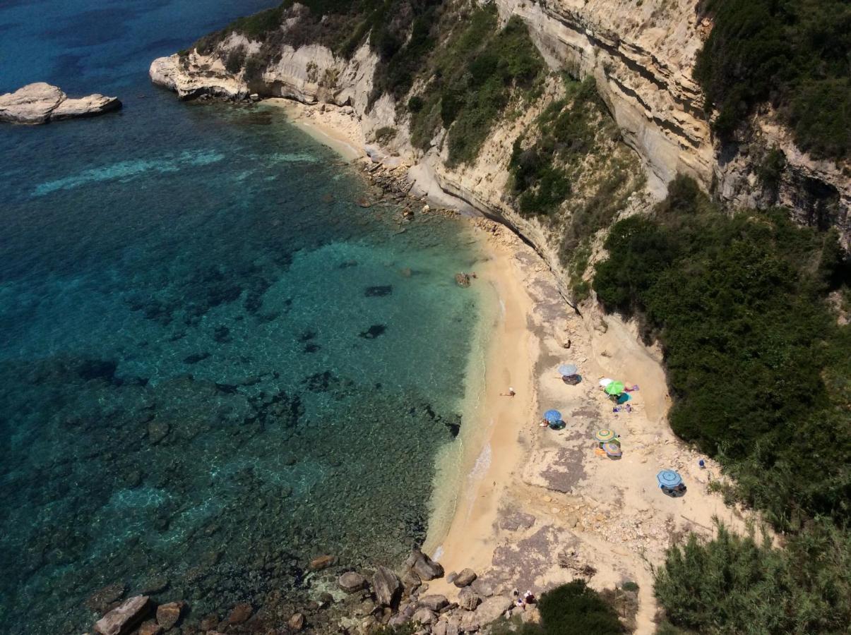 Mihaila Seaside: 2 Bedroom Bungalows Kefalonia Spartia  Dış mekan fotoğraf