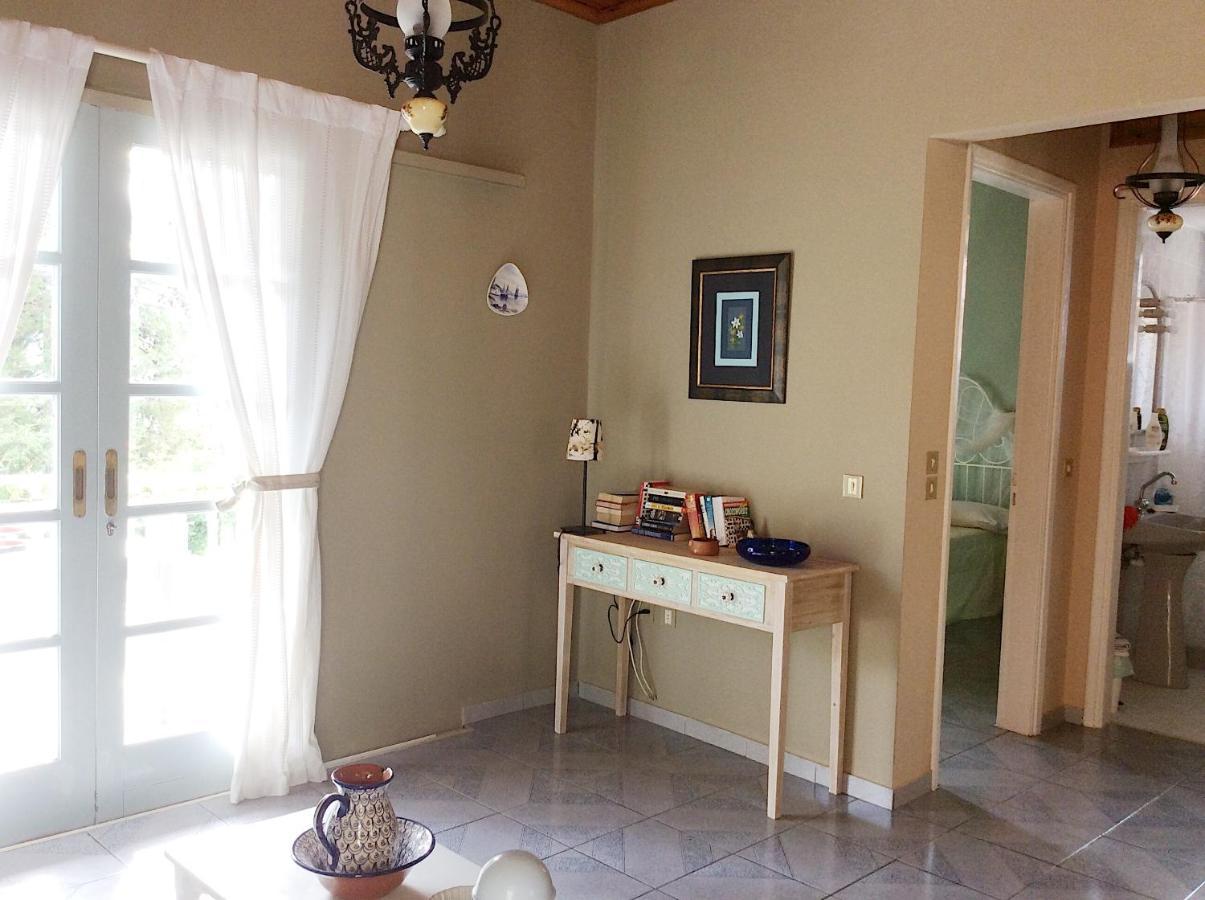 Mihaila Seaside: 2 Bedroom Bungalows Kefalonia Spartia  Dış mekan fotoğraf